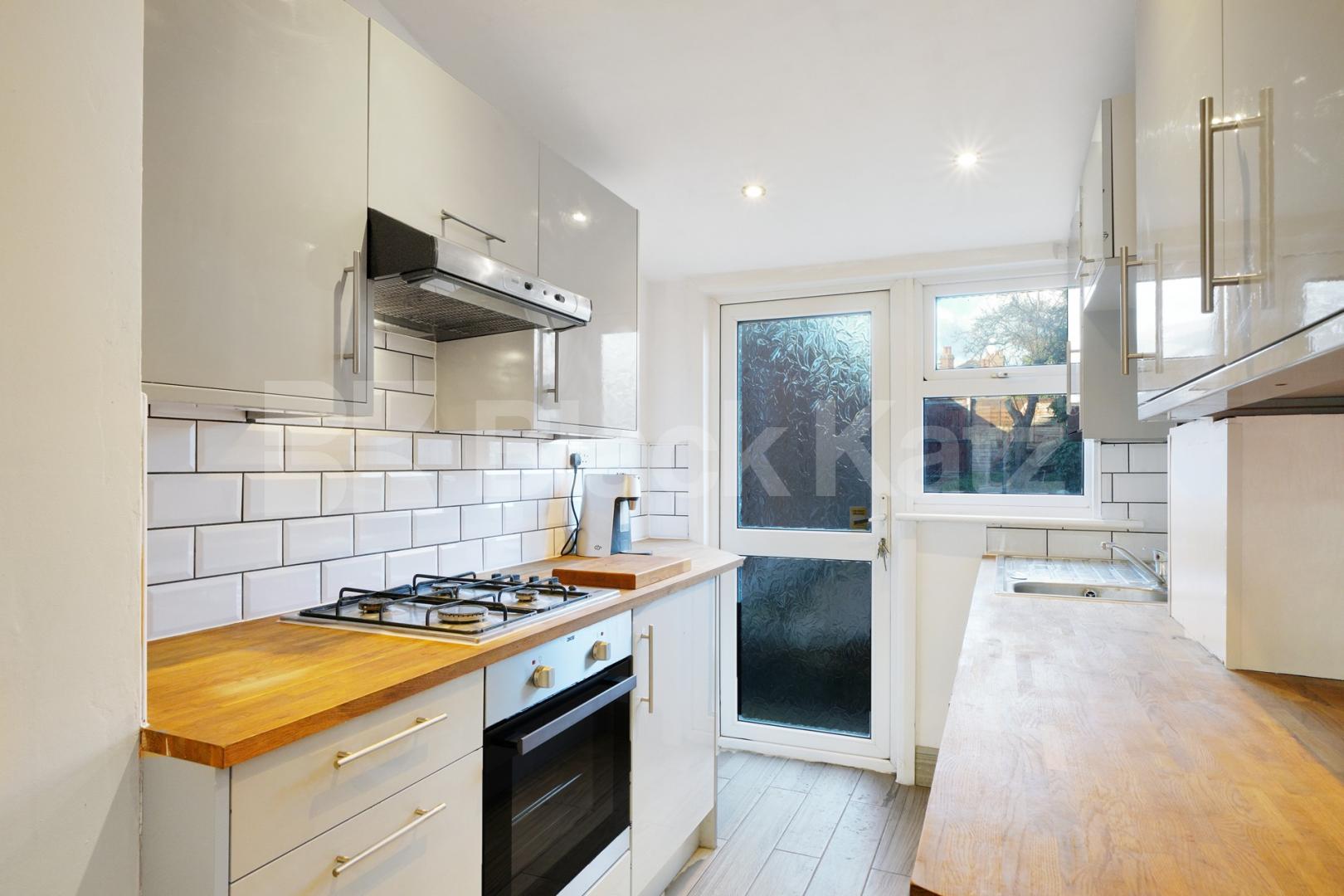 Refurbished throughout, flooded with natural light & beautiful mature garden  St. Barnabas Road, Tooting